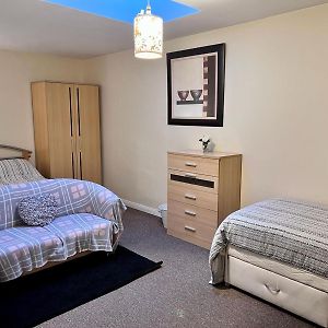 Economy Triple Room